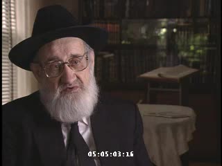 Still from the interview with Moshe Zupnik